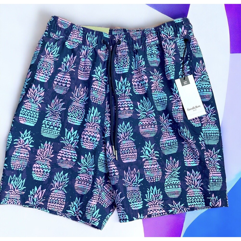 Men's Small UPF +50 Swim Trunks w/ Liner Back Zipper Pocket Quick Dry Pineapples